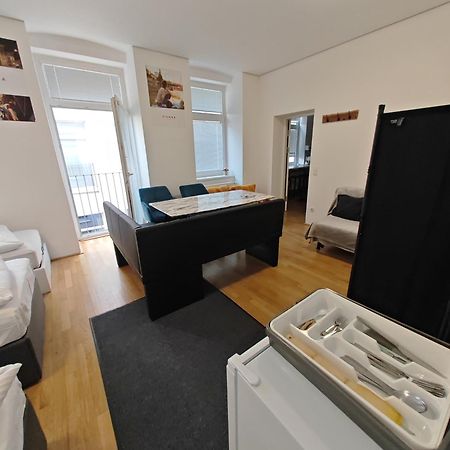 Abai Apartments 1140 Only Www-On-Line-Check-In & Selfservice เวียนนา ภายนอก รูปภาพ