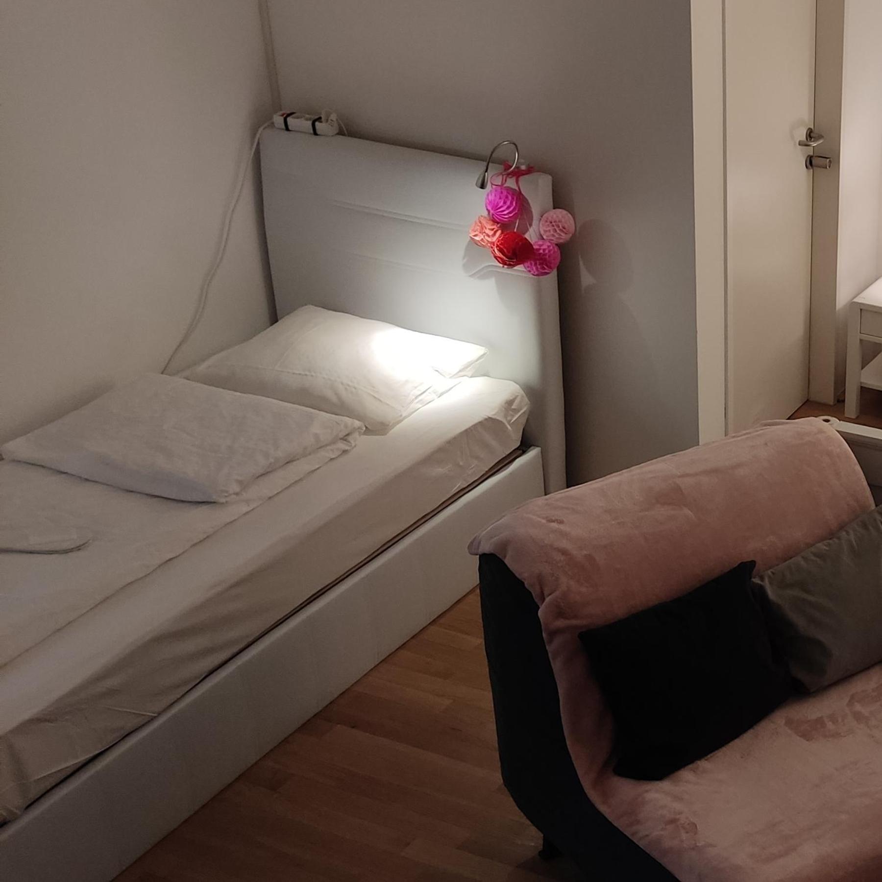 Abai Apartments 1140 Only Www-On-Line-Check-In & Selfservice เวียนนา ภายนอก รูปภาพ