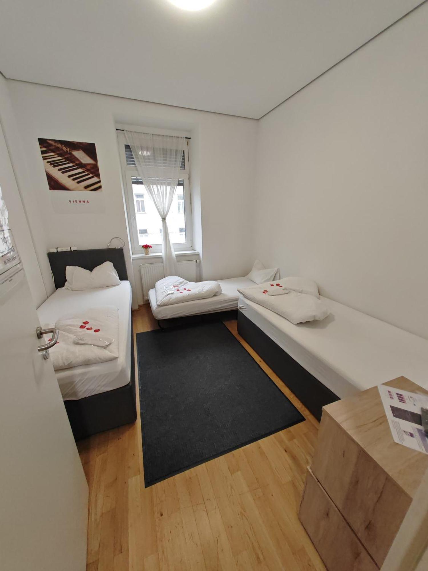 Abai Apartments 1140 Only Www-On-Line-Check-In & Selfservice เวียนนา ภายนอก รูปภาพ